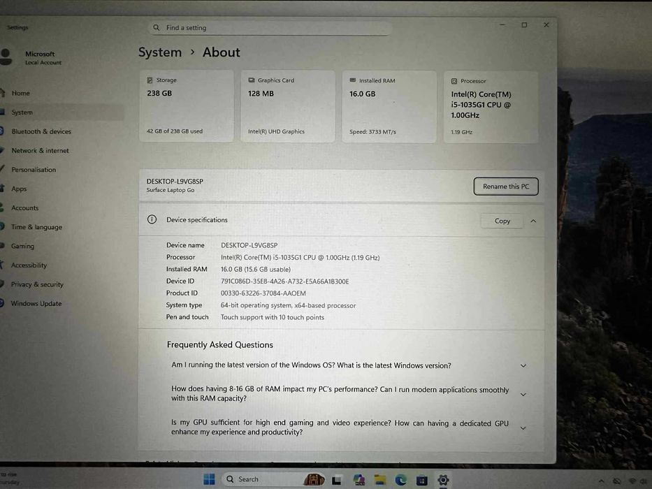 Microsoft Surface Laptop Go Touchscreen i5 10th
