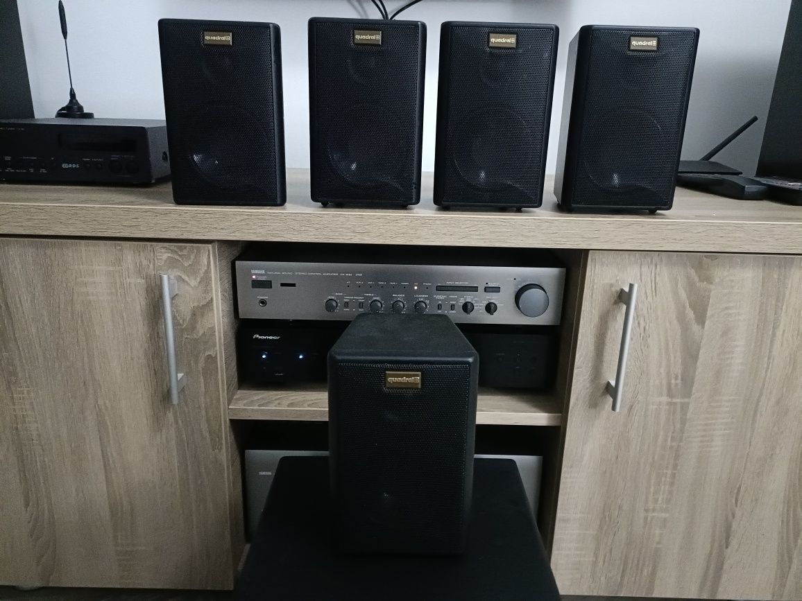 Quadral sistem audio 5.1, subwoofer sub 180 + 5 sateliți TSA 300