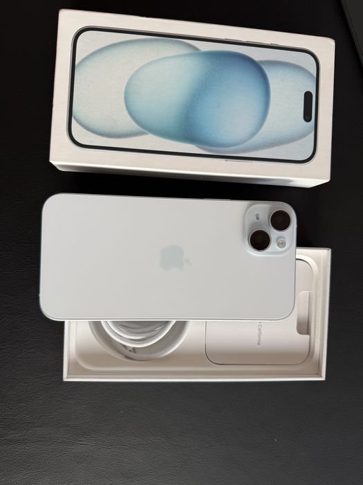 Продавам iphone 15 plus