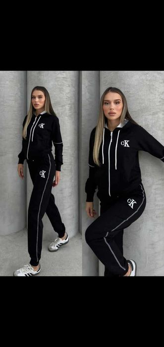 Дамски комплекти