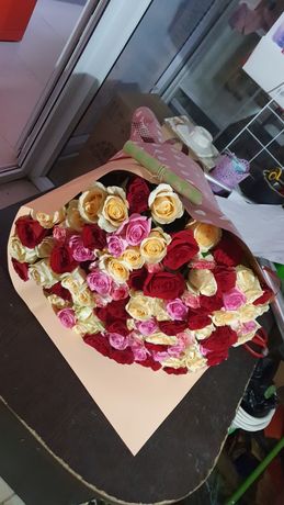 Доставка цветов в Астане розы от 500 т