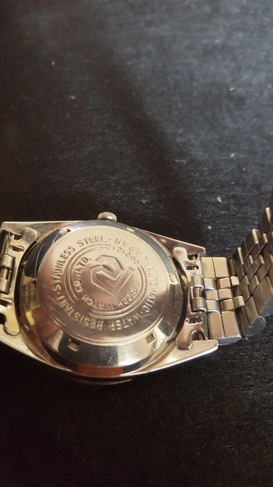 Часовник RICOH automatic