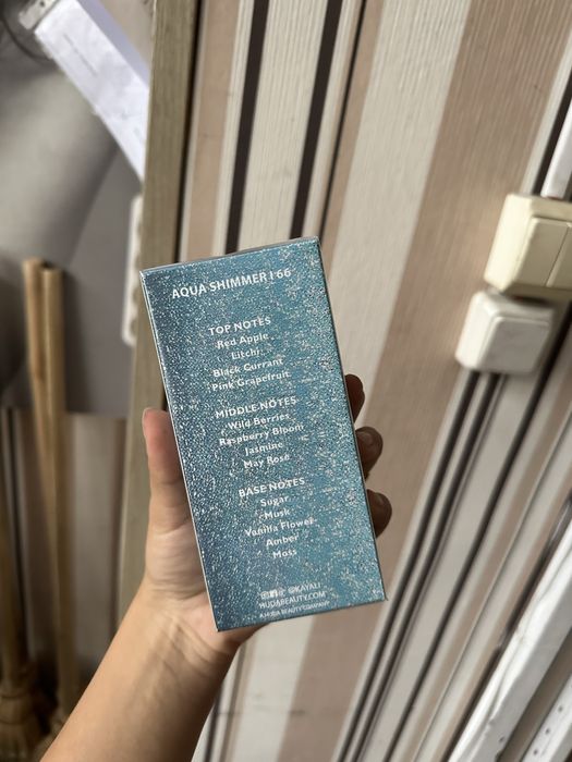 Kayali aqua shimmer |66