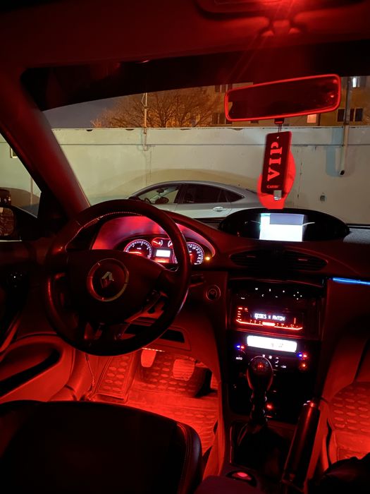 Vand renault laguna 2 1.9dci