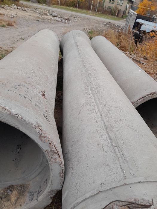 Трубы продам 3 штуки