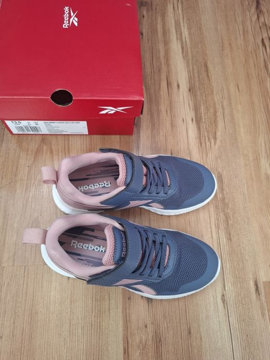 Маратонки за момиче