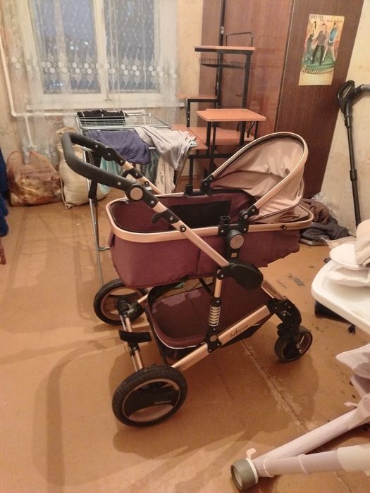 Детская каляска в хорошем состоянии