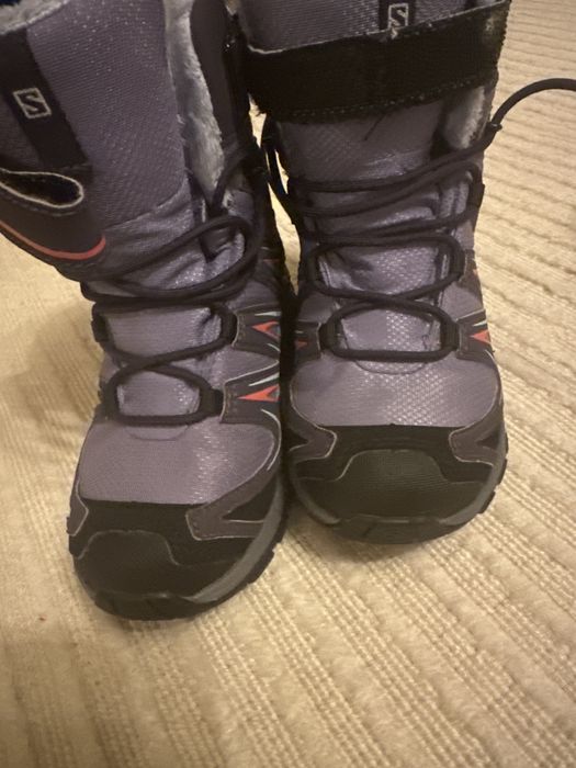Ghete Geox si Salomon 27