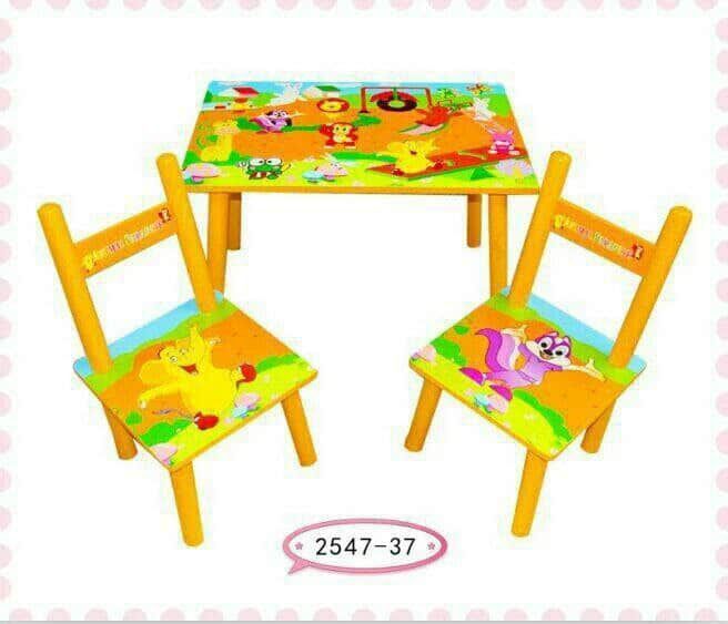 Set masuta cu doua scaune pentru copii, din MDF, roz cu alb, 59x39x40