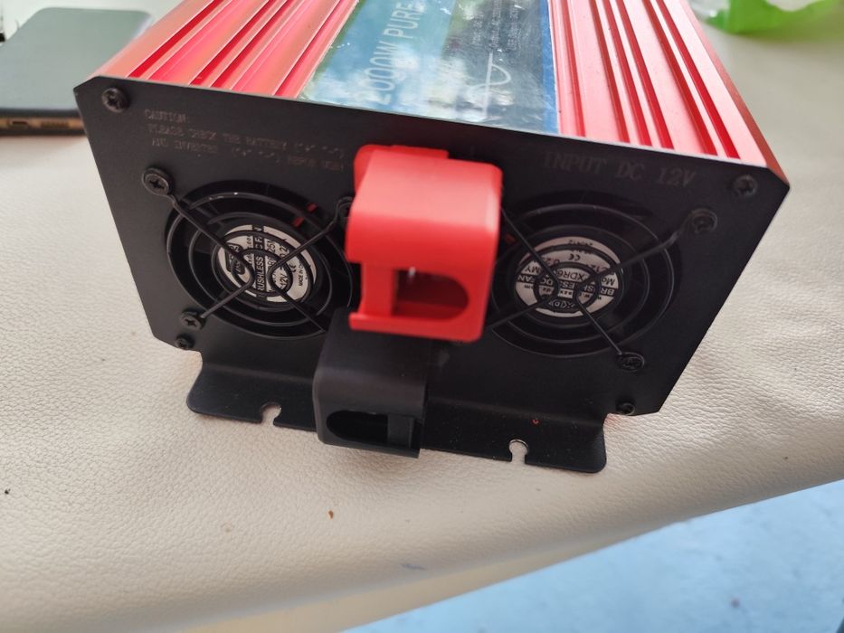 Invertor 24V 220V putere de varf 6000W