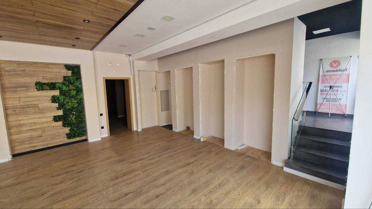 Коммерческое помещение в аренду. 119м2 первая линия под магазин/офис