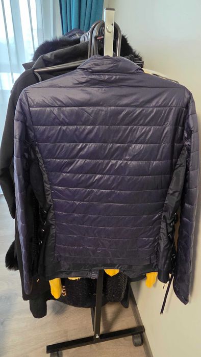 Тъмносиньо дамско яке