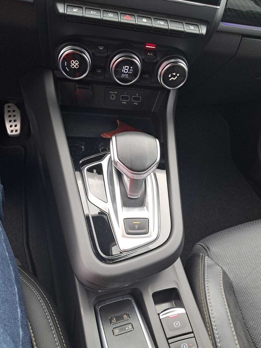Vanzare Renault Arkana E-Tech