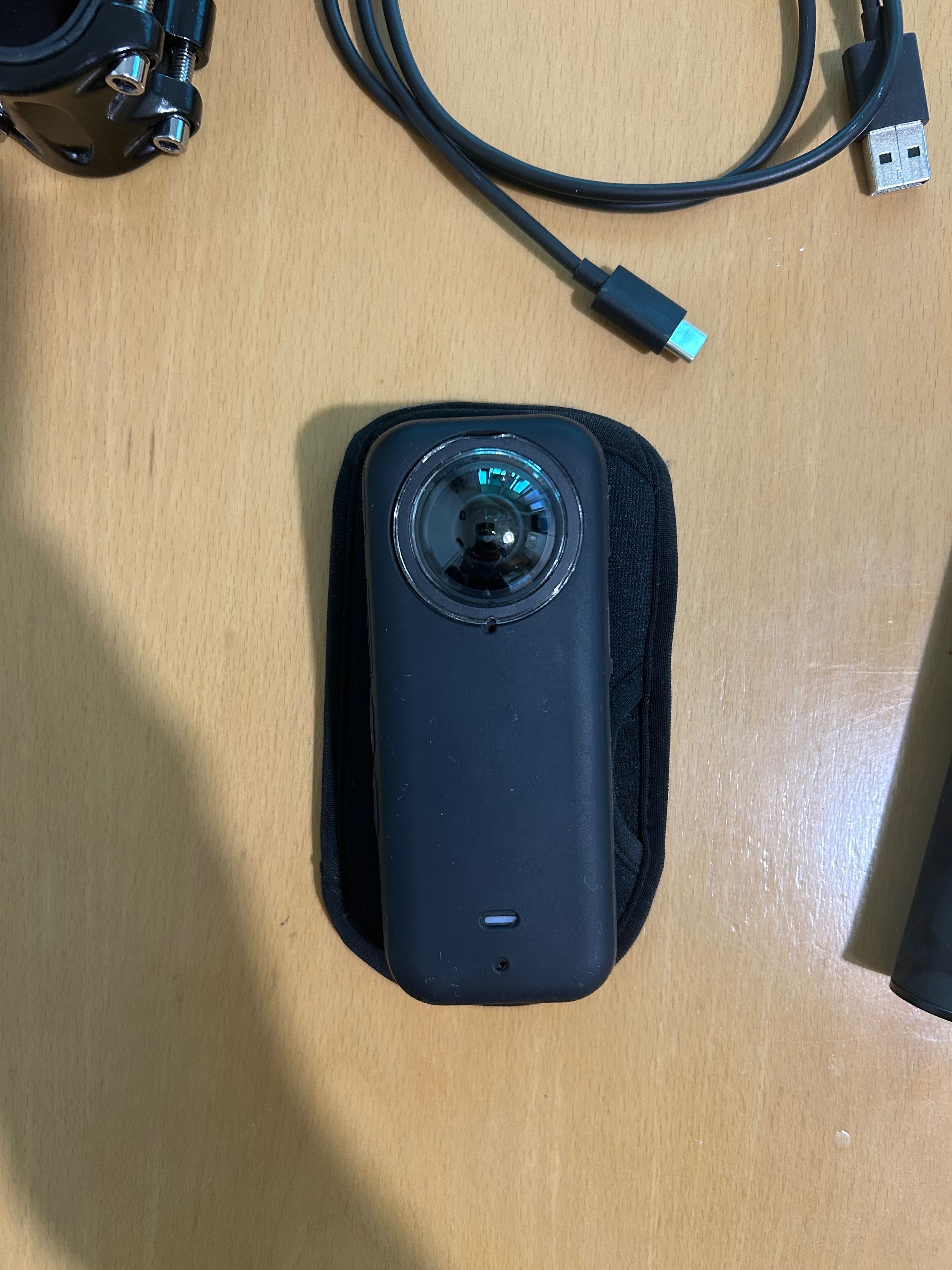 Insta360 X3 камера