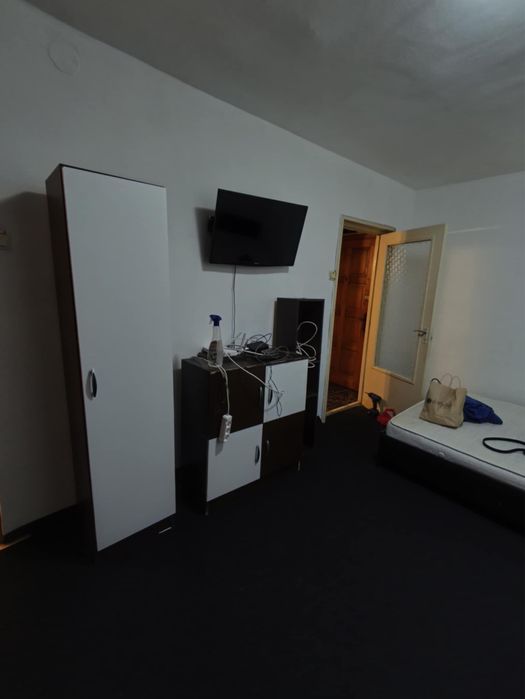 Închiriez garsonieră tip D Ioșia Cazaban