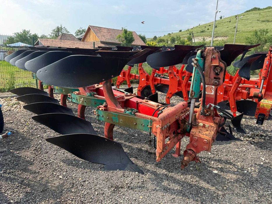 De vanzare plug Kverneland