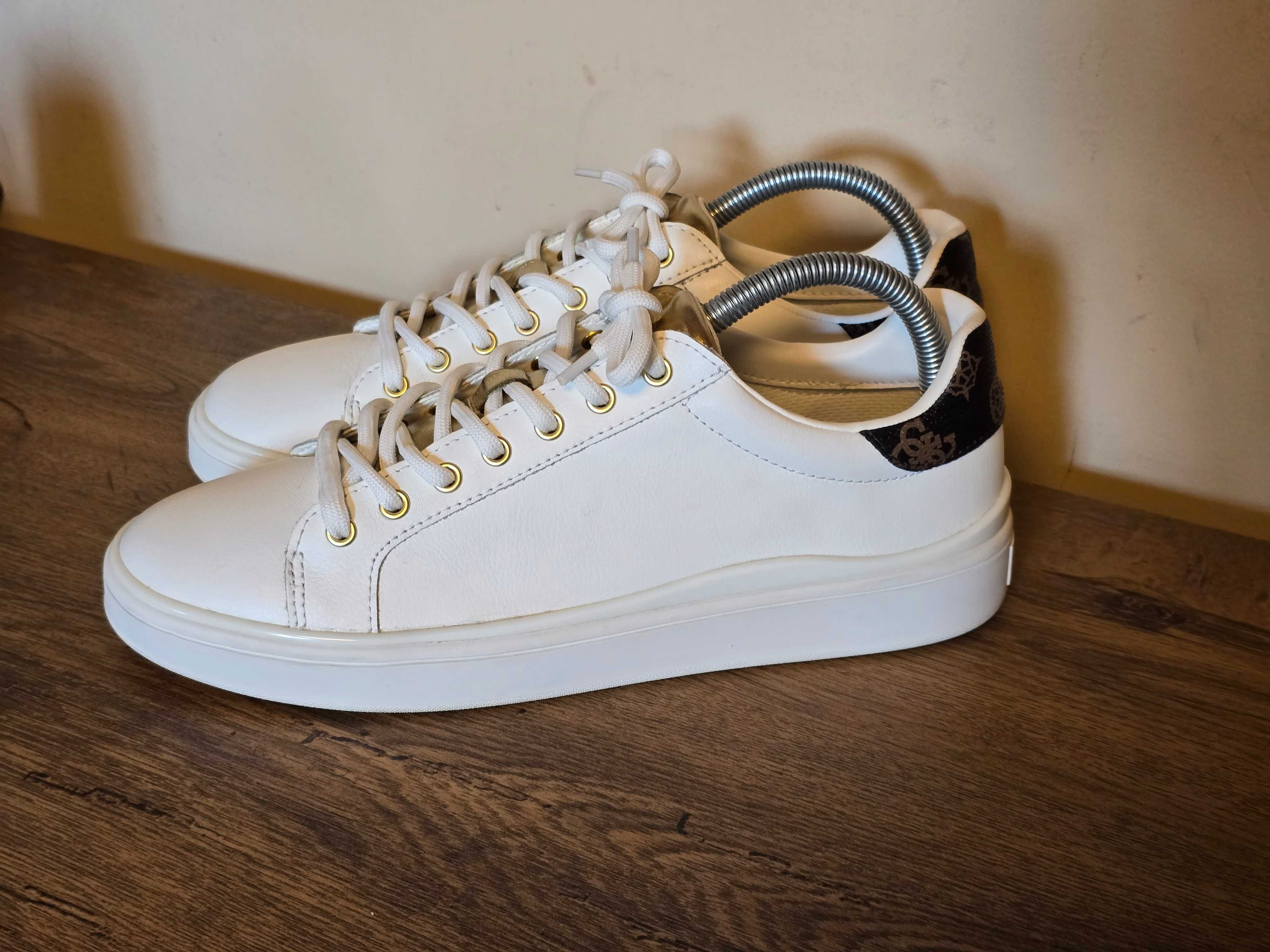Guess оригинални дамски сникърси