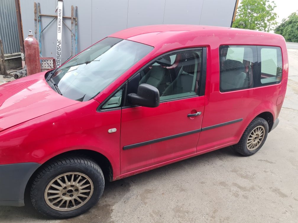 Dezmembrez Vw Caddy 1.9 tdi/ 1.6 benzina