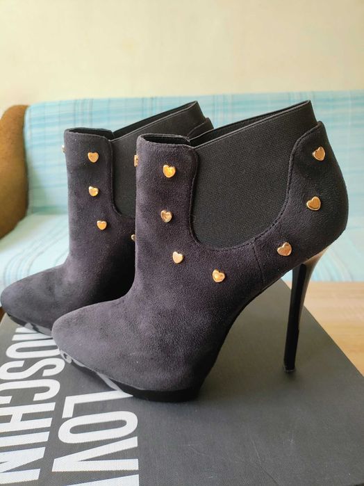 Обувки Love Moschino