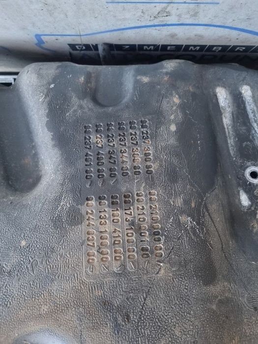 Rezervor combustibil Peugeot 3008 II 1.2 B 2016 - 2020 HNY (EB2DTS) HNS (EB2ADTS) SUV 4 ...