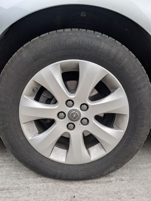 Anvelope vara  Continental R16 215 60