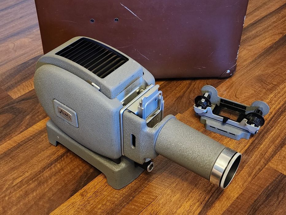 diaproiector Leitz Prado 250
