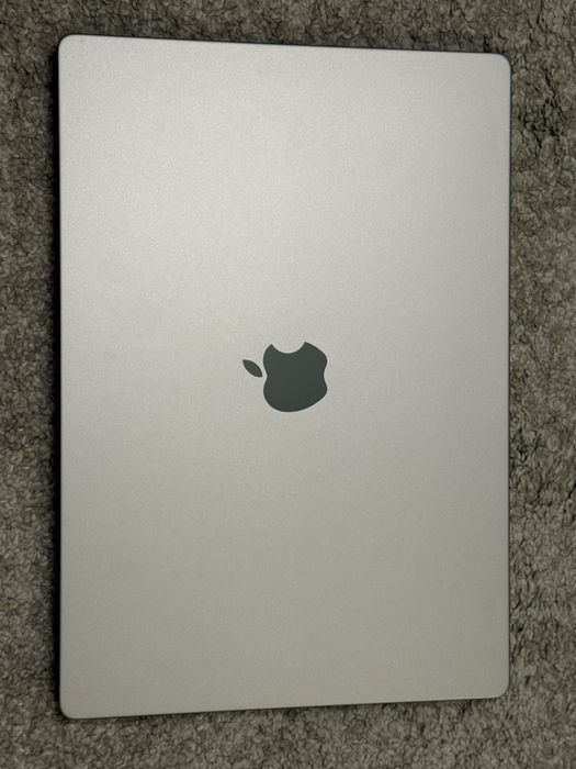 MacBook Pro 16 2021 M1 512 SSD 32GB RAM