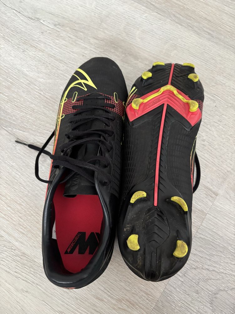 Vând ghete nike mercurial vapor 14 ca noi