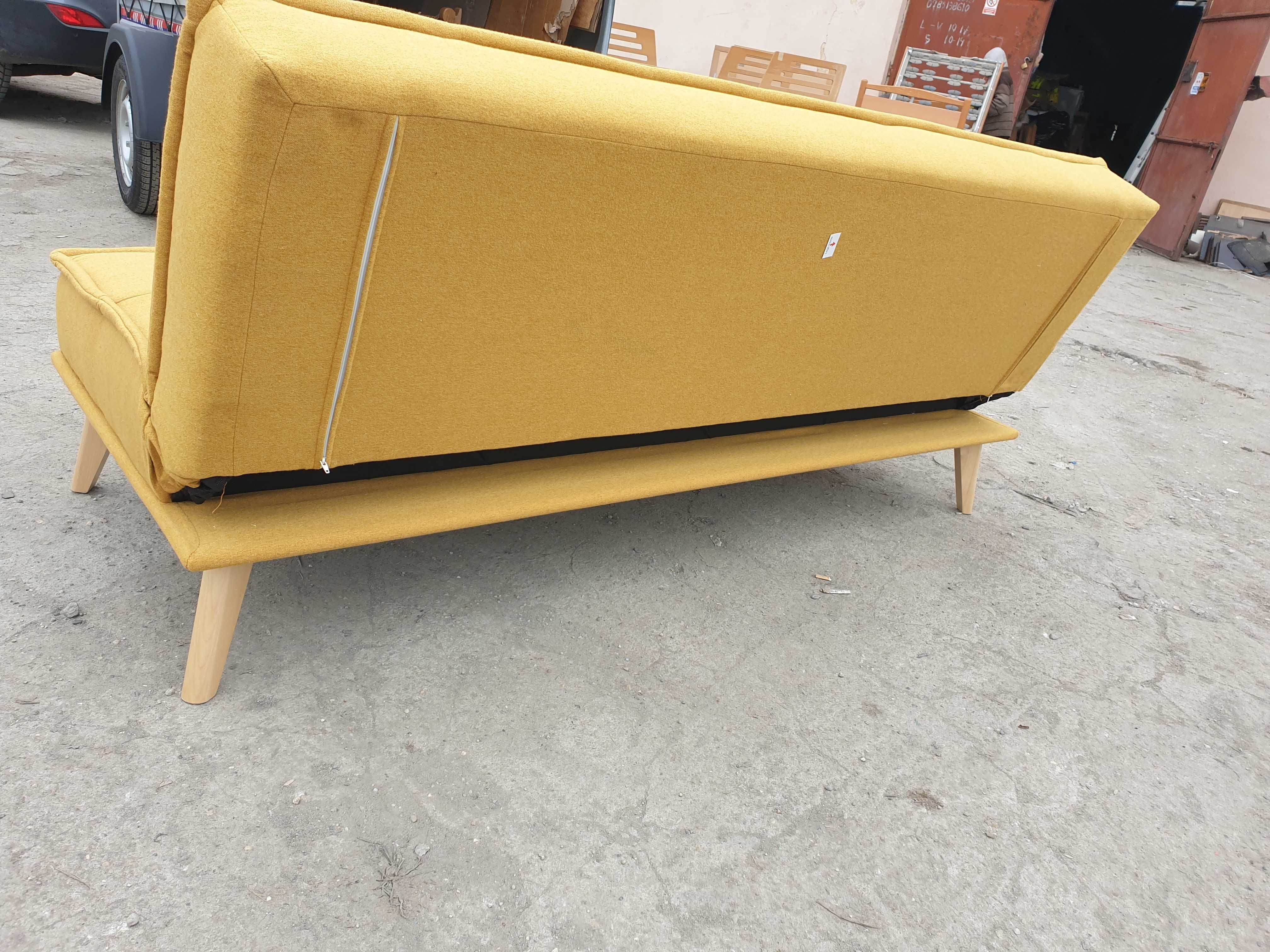 Canapeaua extensibila import-noua