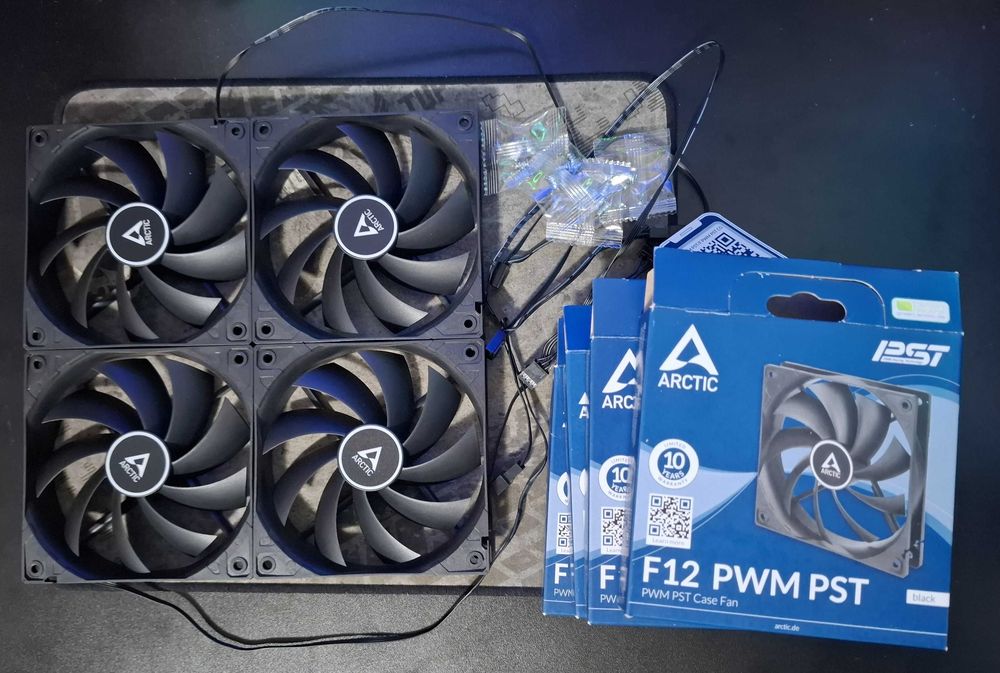 Ventilatoare PC - ARCTIC AC F12 PWM PST Black