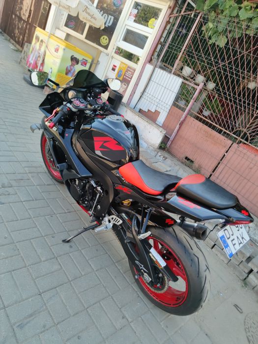 Suzuki gsxr 750 k9