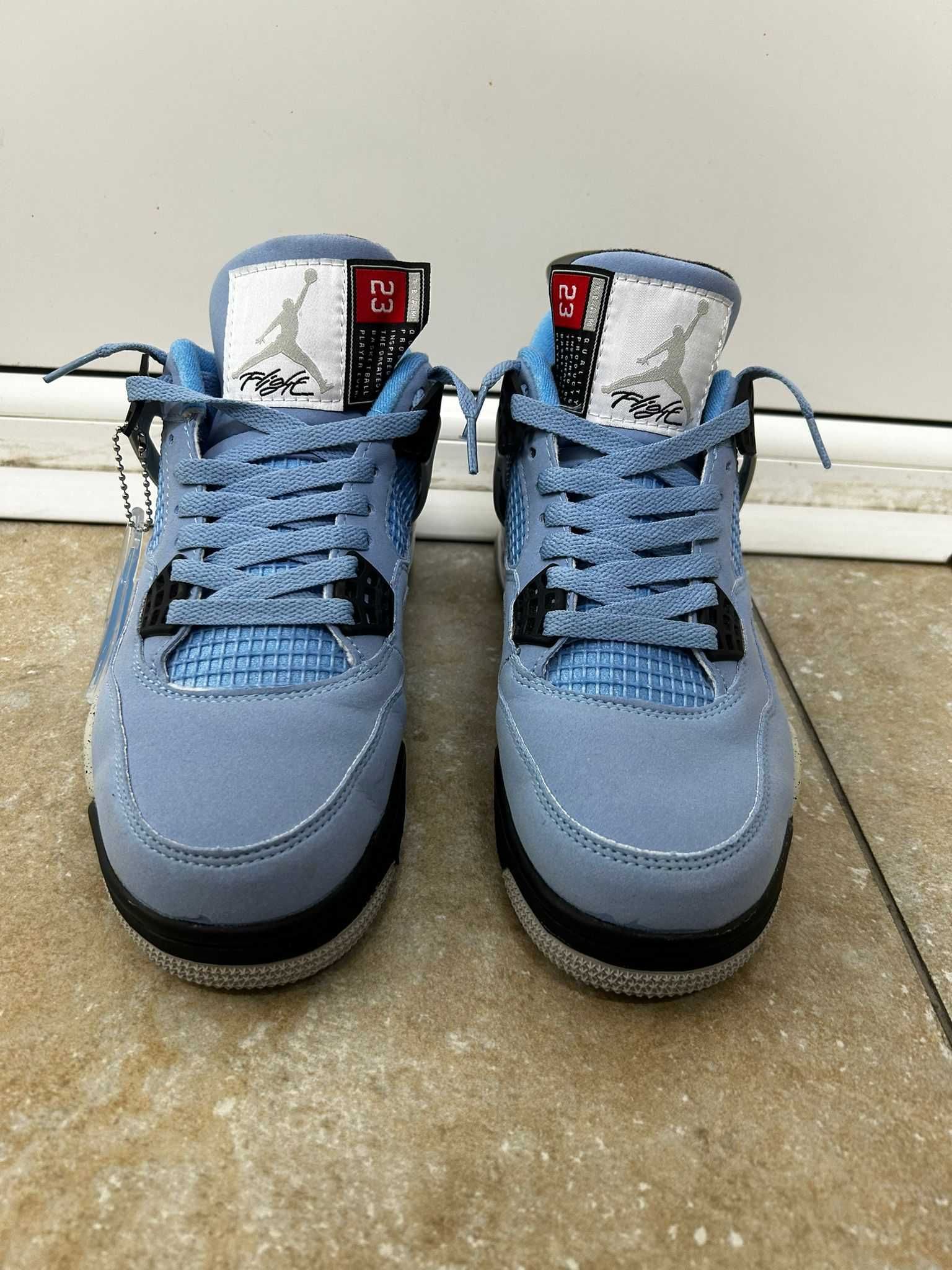 Jordan 4 Retro University Blue