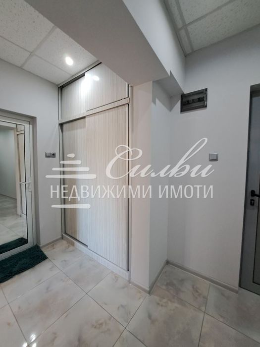 Дава се под наем Тристаен апартамент в Шумен, Добруджански - 80 кв.м за 306 € - Снимка #8