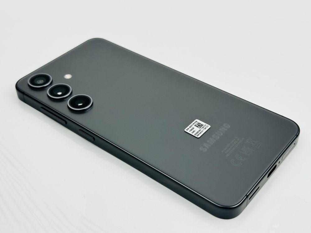 Samsung Galaxy S24 Plus 5G 256GB 12RAM Onyx Black Перфектен! Гаранция!