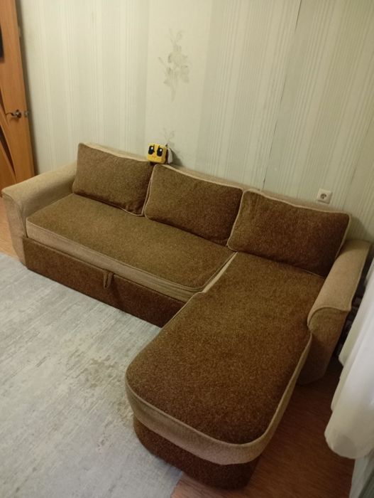 Диван б/у в хорошем состоянии