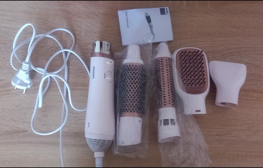 Perie cu aer cald Philips