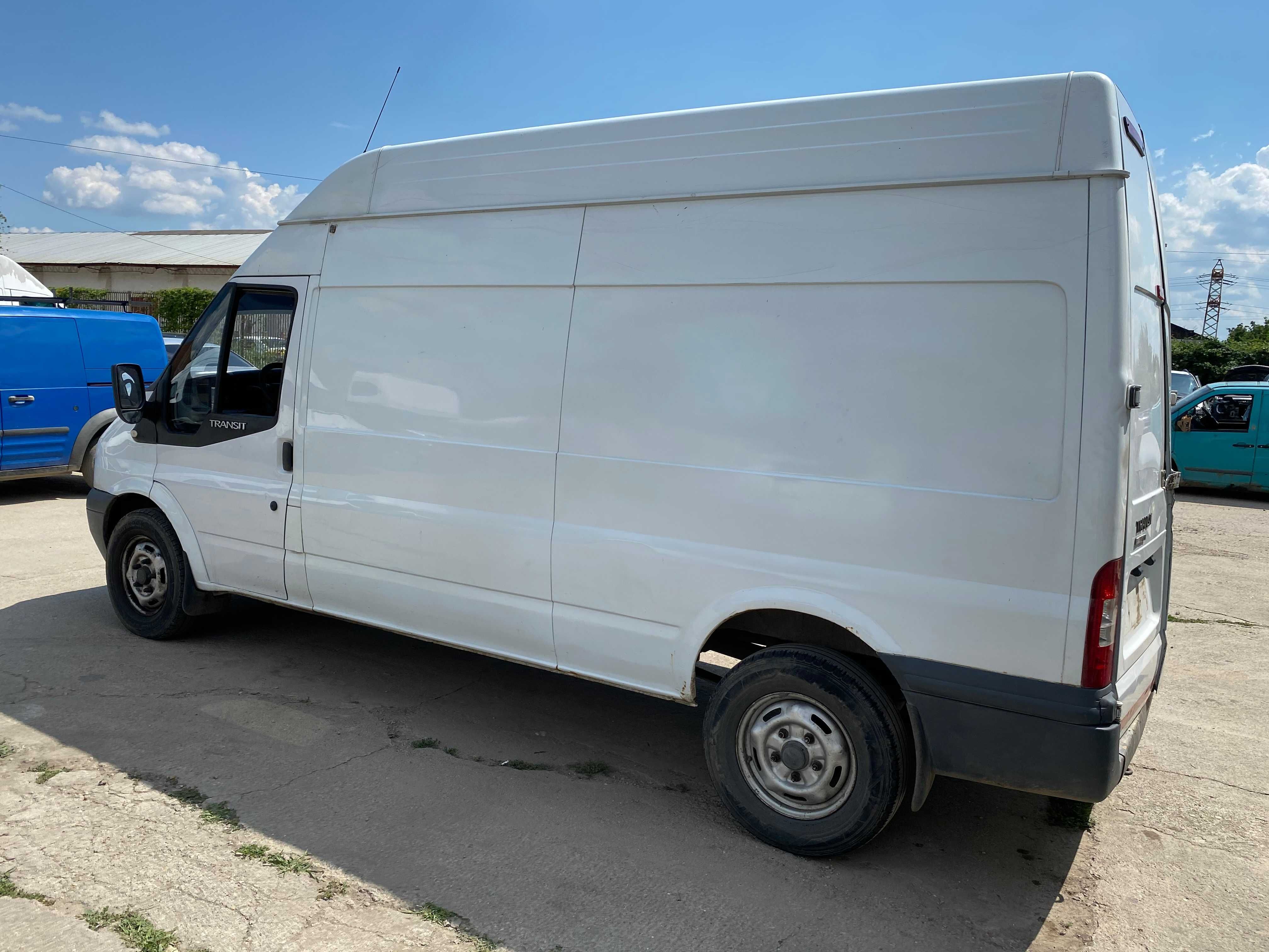 RADIATOR Ventilator Pompa Servo Racitor FORD TRANSIT 2.4 TDCI 2007