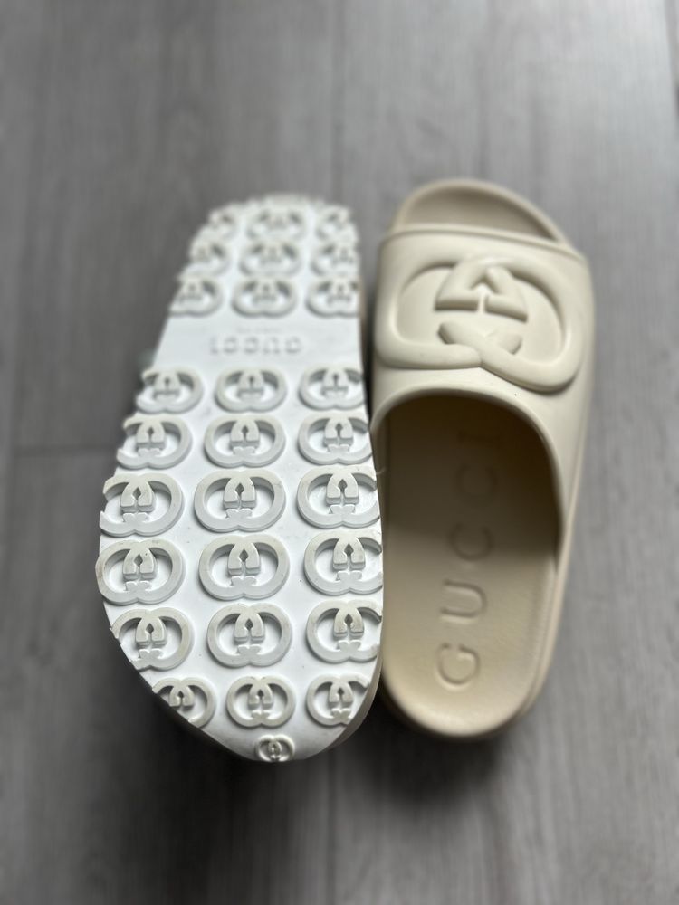 Gucci slides бежави