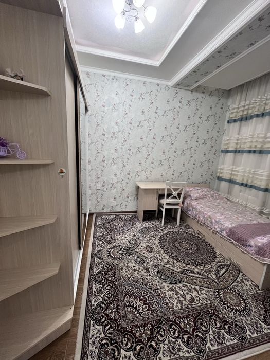 Сдаётся 4 х ком квартира УзгазОил