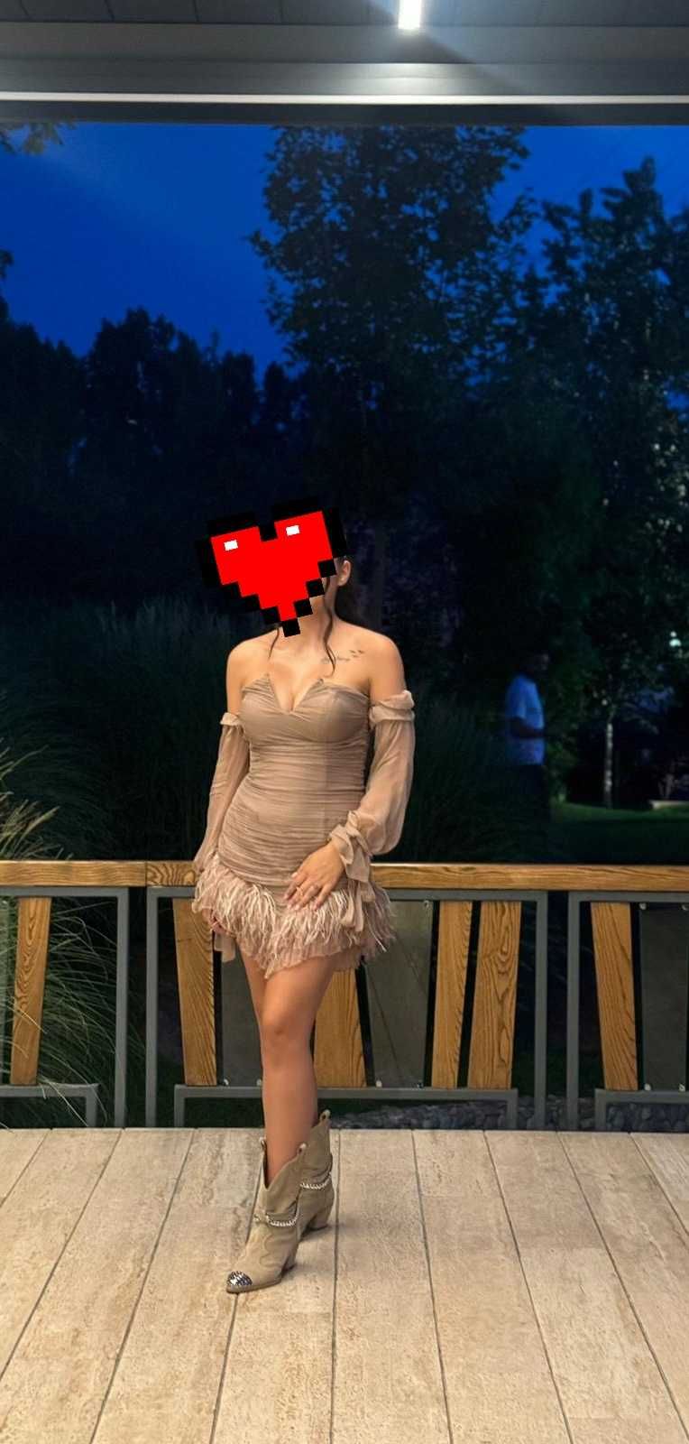 Rochie andreea veneciuc