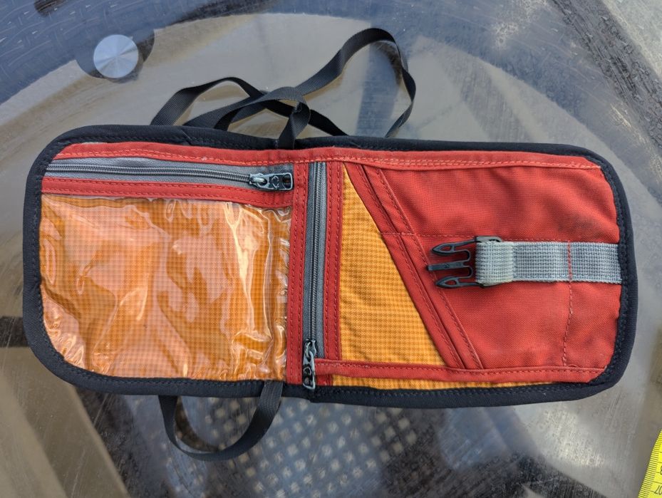 маркова туристическа мини чанта tatonka планински туризъм катерене