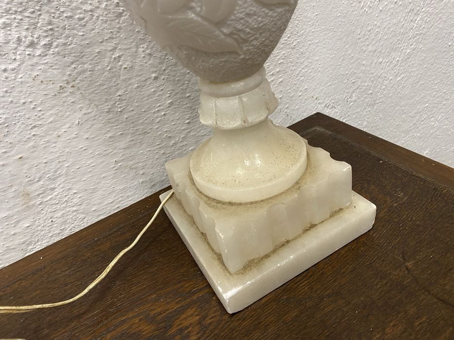 Италианска алабастрова лампа 1950 1960 неокласически стил