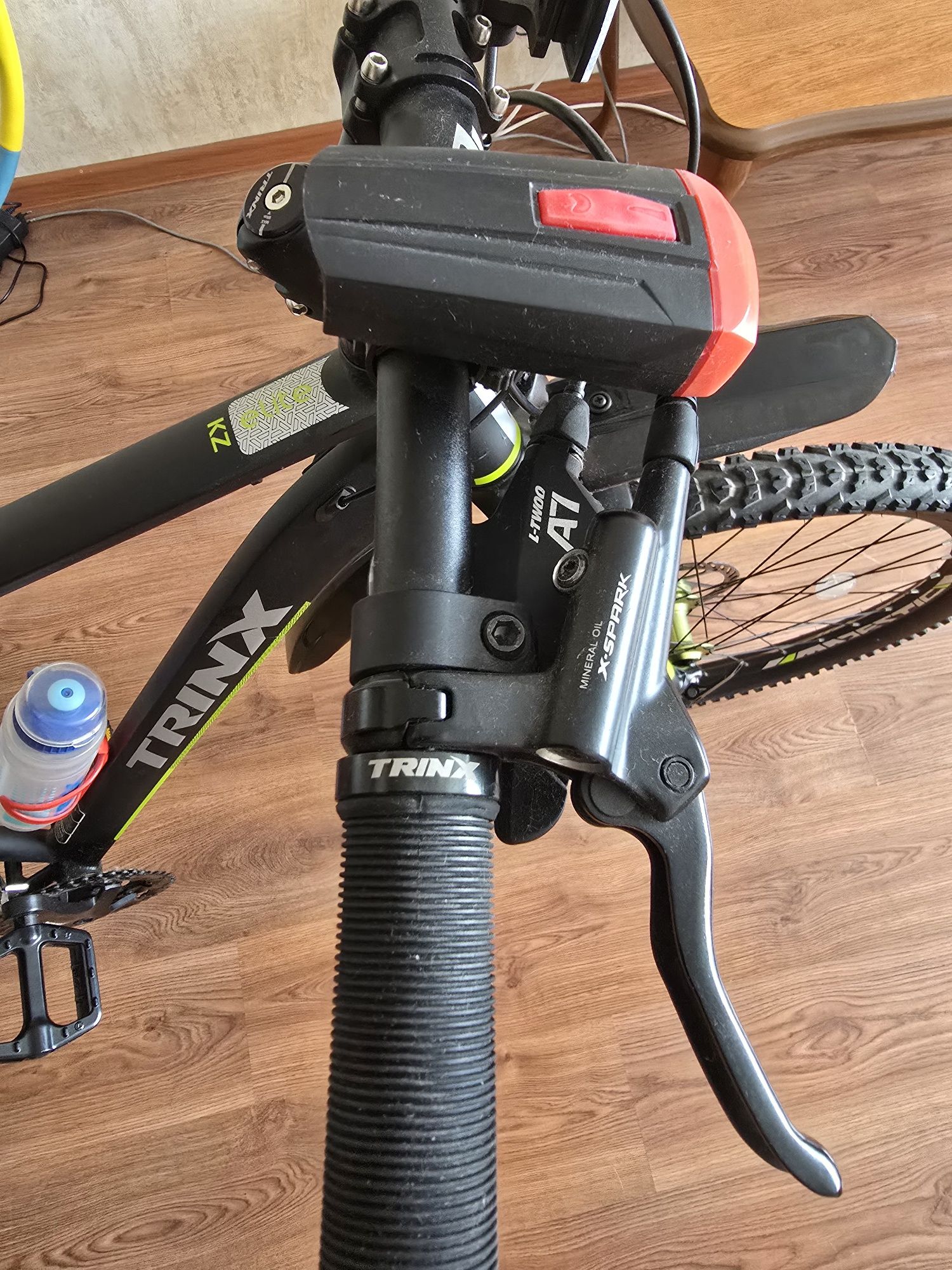 Trinx m1000 elite 27.5