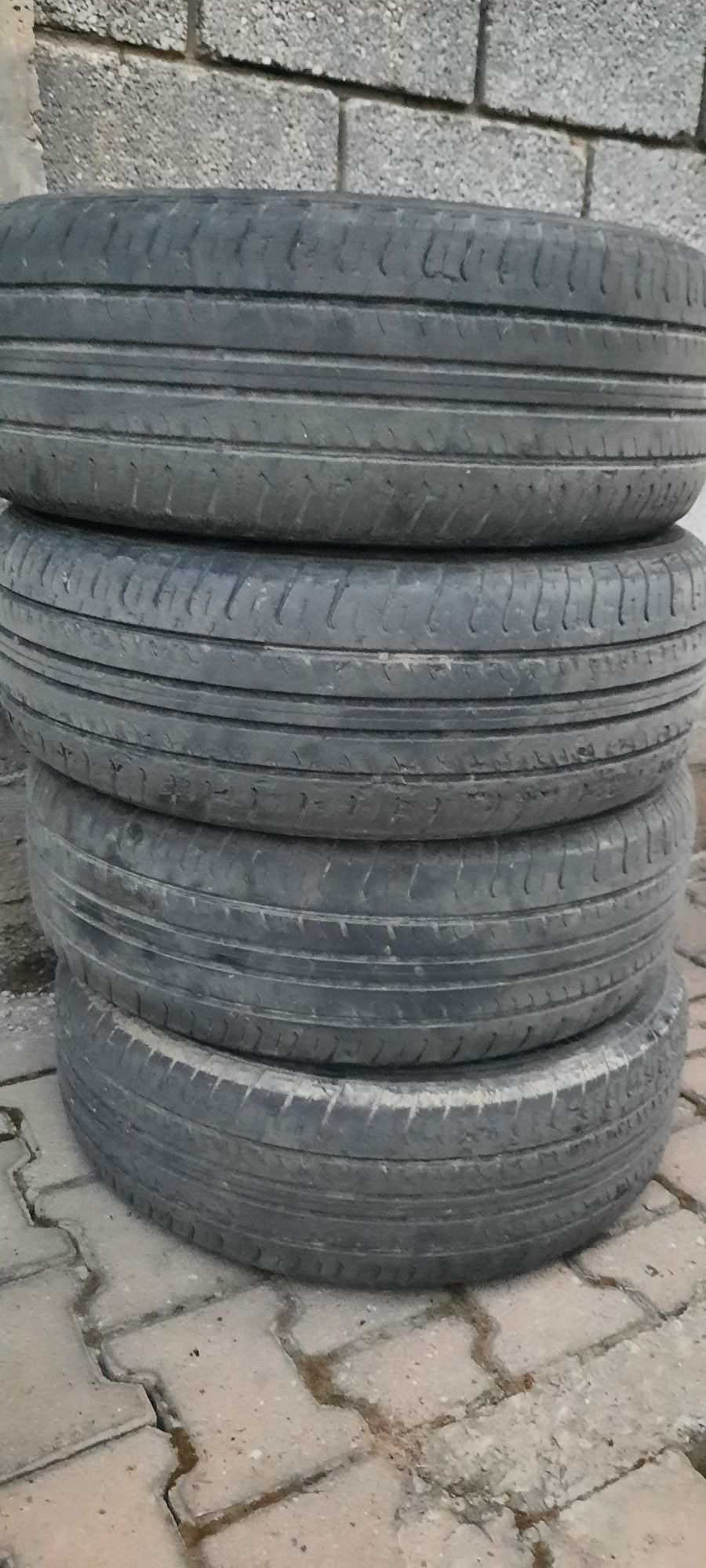 Шины летние  б.у