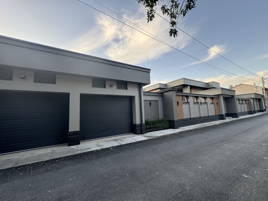 Роскошный новый дом.