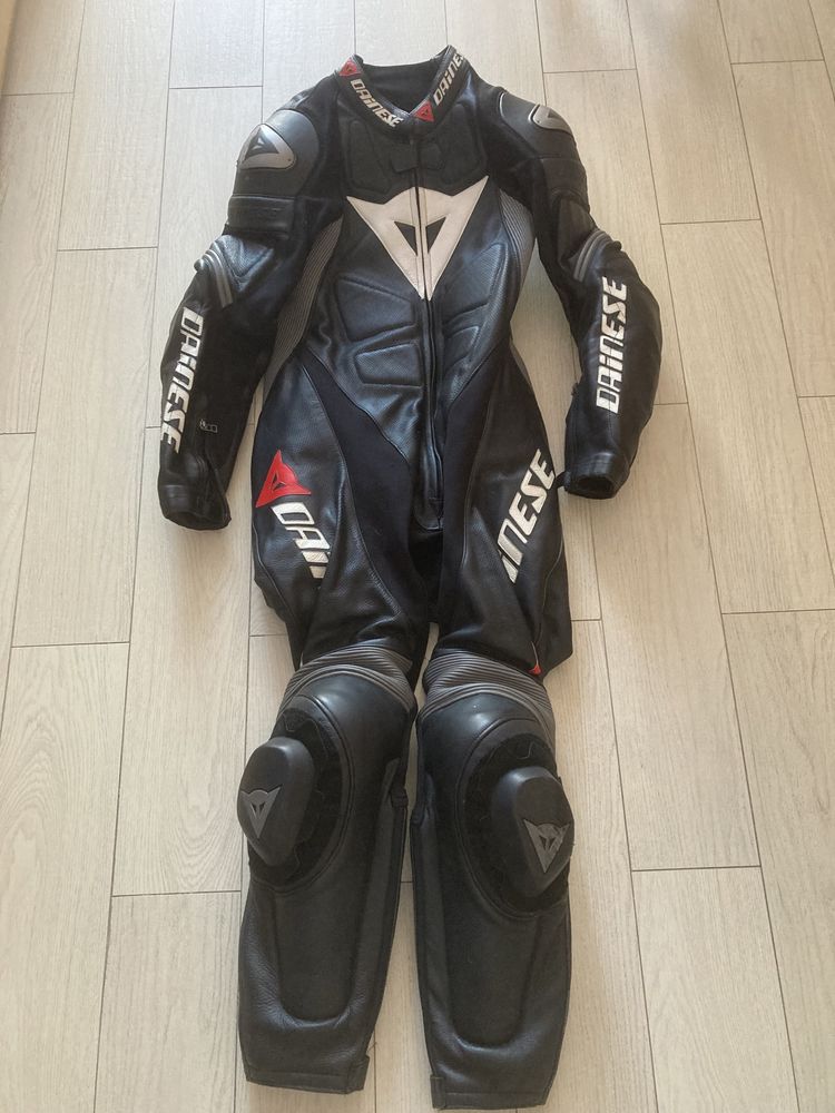 Цял мото екип Dainese racin suit