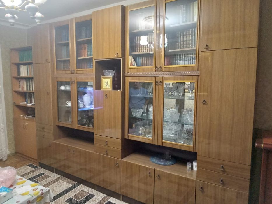 Продам стенку для зала