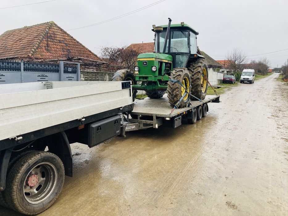 Transport, tractari tractoare, tractor, utilaj agricol, autoutilitare