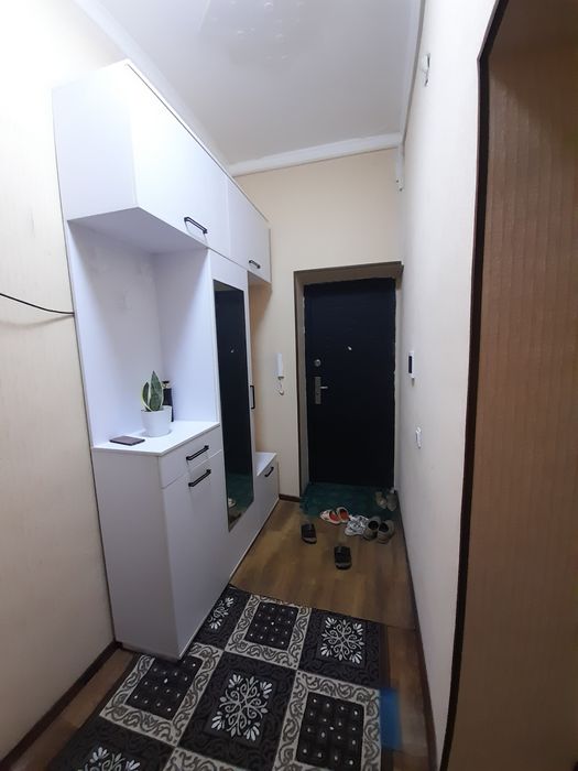 3 xonali 3 - etaj  kvartirani sotiladi