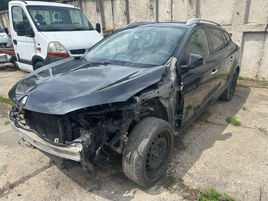Renault Megane Autoturism pentru piese(inclusiv actele originale pentru recarosare)